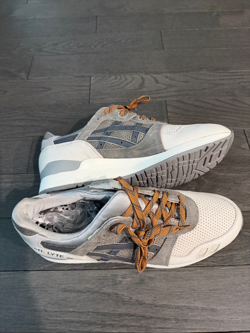 Asics Men's Grey & White Suede Mesh Sneakers with Orange Accents - Picture 8 of 8